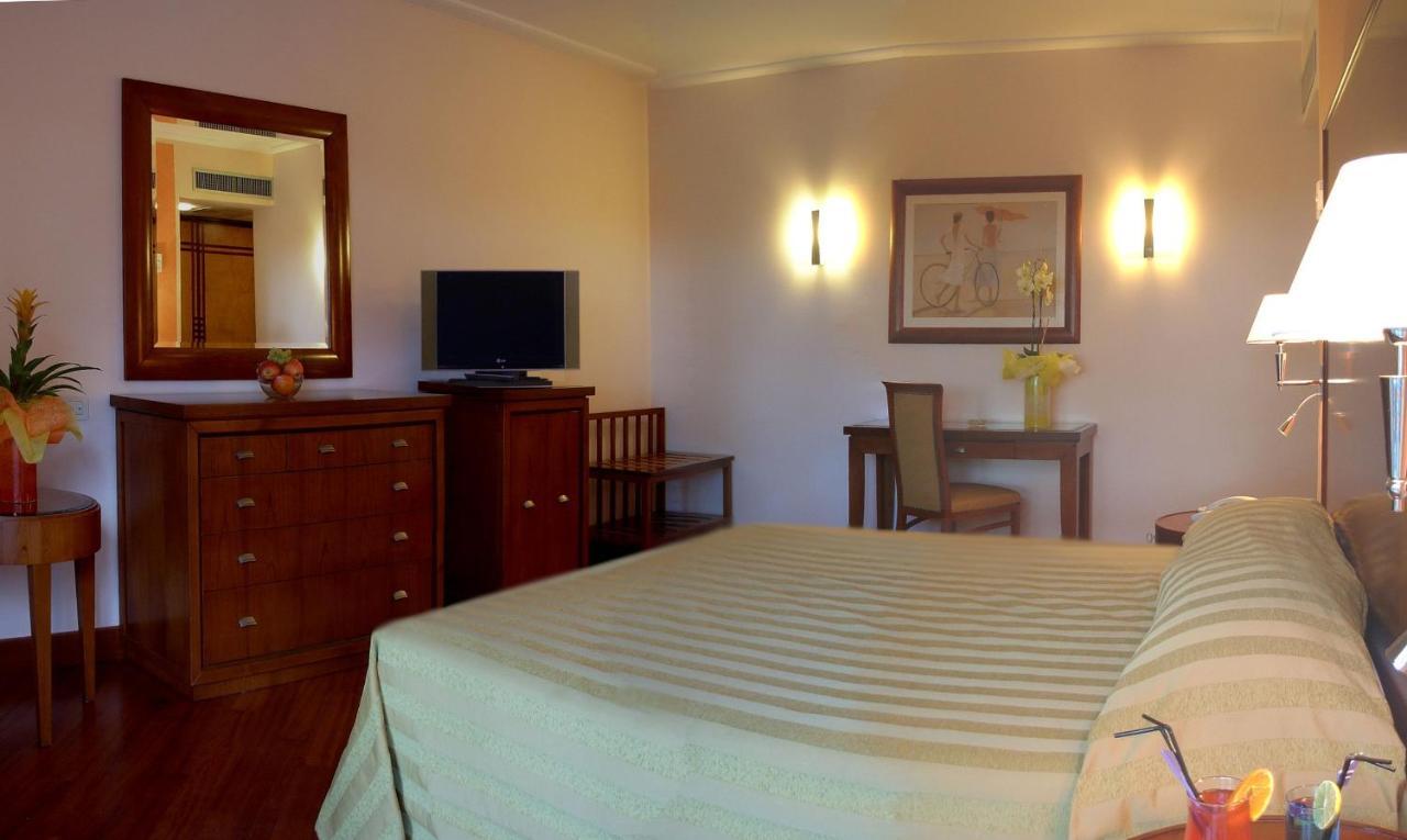 Versilia Palace Hotel 4*