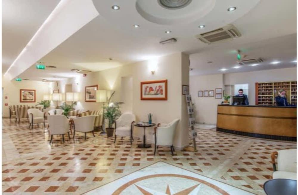Versilia Palace Marina di Pietrasanta