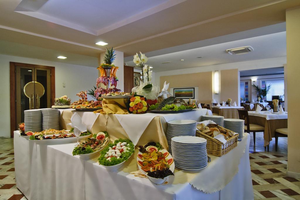 Versilia Palace 4* Marina di Pietrasanta